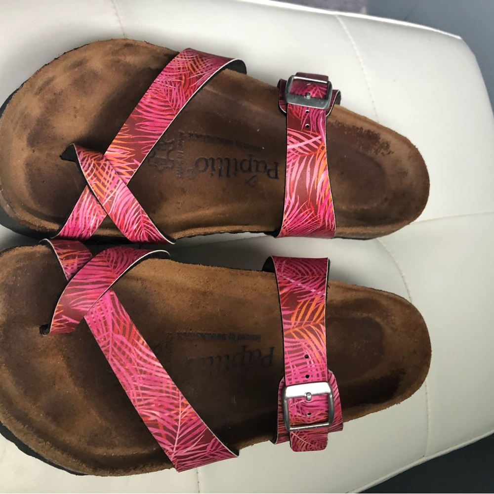 Womens size 36 Sandals